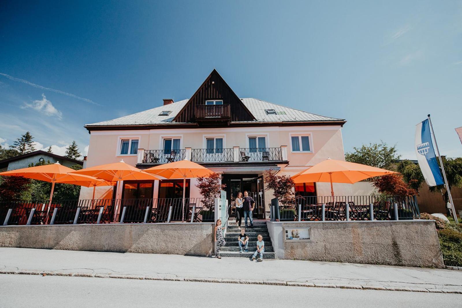Der Loeffler Am Semmering Bed&Breakfast Ngoại thất bức ảnh