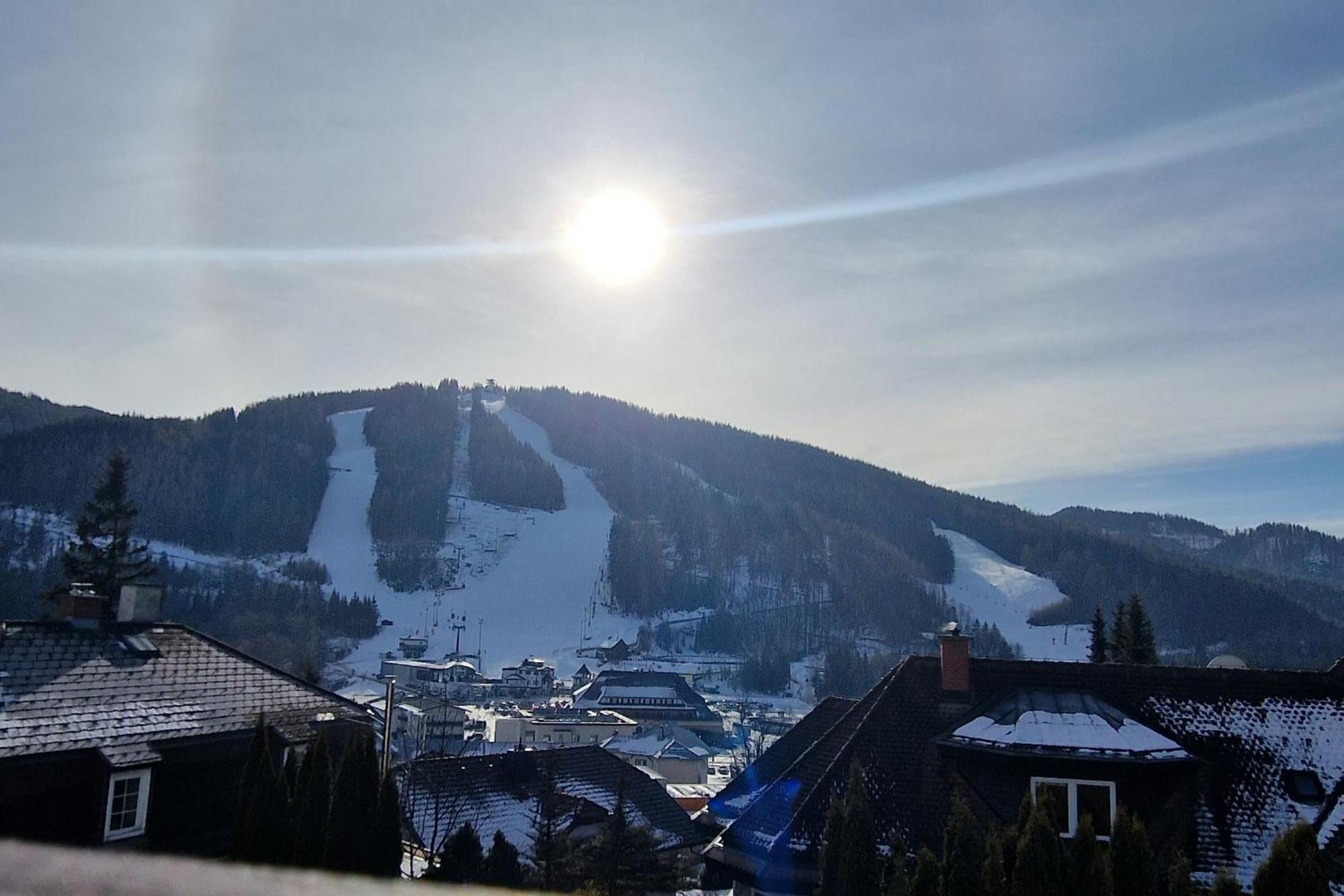 Der Loeffler Am Semmering Bed&Breakfast Ngoại thất bức ảnh